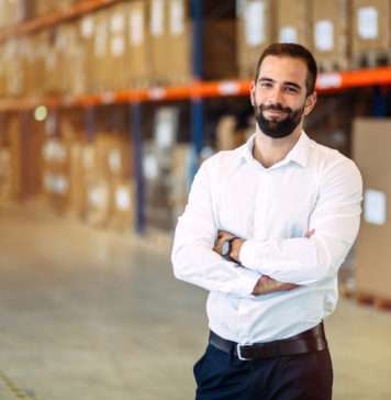 Ile zarabia handlowiec? zarobki przedstawiciel handlowy