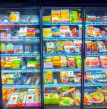 Żywność jest coraz droższa. Za mleko płacimy 1/3 więcej żywność drożeje