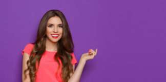 Sukienki wizytowe to nie tylko mała czarna