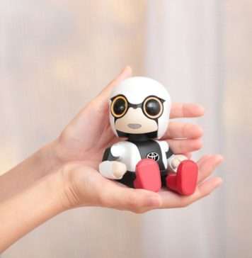Ruszyła sprzedaż Kirobo Mini w całej Japonii kirobo