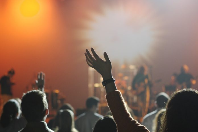 publicznosc-koncert-muzyka