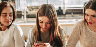 Social media śledzą nas na potęgę śledzące aplikacje mobilne