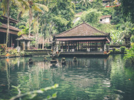 świątynia na bali