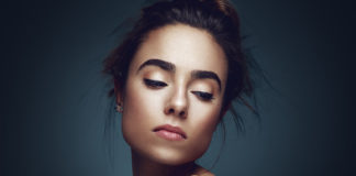 Trendy w makijażu mocno podkreślone brwi