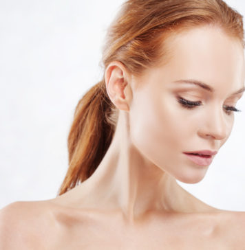 Pielęgnacja twarzy przy pomocy zabiegów kosmetycznych Jednym z zabiegów, które pomagają przywrócić skórze twarzy blask i młodość, a także odświeżenie jest oczyszczanie wodorowe