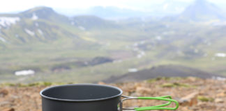 Benzynowa kuchenka turystyczna – rozwiązanie dla nielubiących kompromisów! Gotowanie na kuchence turystycznej