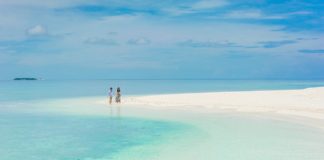 Malediwy wczasy z biurem podróży – czas na egzotyczny relaks Malediwy