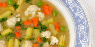 Zupa jarzynowa – smaczne i zdrowe danie obiadowe Zupa jarzynowa