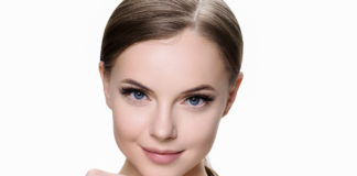 Legendarna marka Ardell już od dziś w Rossmannie. Tylko do połowy sierpnia. Spiesz się! kosmetyki do rzęs