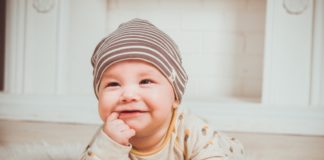 Kiedy karmić dziecko mlekiem modyfikowanym? karmienie mlekiem modyfikowanym