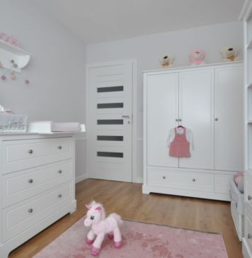 Bezpieczne i estetyczne meble do pokoju dziecięcego Meble do pokoju dziecięcego