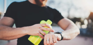 4 zegarki Garmin do 1000 zł smartwatch dla sportowca