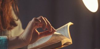 Sekret Heleny – Lucinda Riley Czytanie wciągającej książki