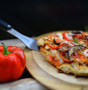 Włoska kuchnia – smaki słynnych miast i regionów Włoska pizza