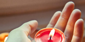 Wróżby andrzejkowe, czyli jak się bawić w andrzejki wróżby online