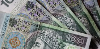 Chwilówki bez BIK bez przelewania grosza – o co w tym chodzi? pieniądze polskie 100 pln