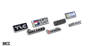 Przypinki biznesowe – dyskretny znaczek firmowy przypinki mccmedale