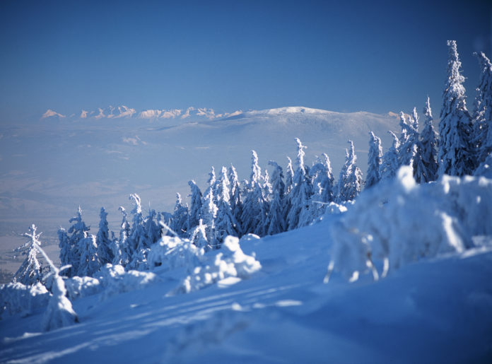 Pilsko i Tatry widziane z beskidu śląskiego