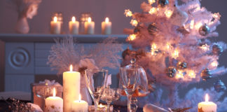 Świąteczne obrusy idealną ozdobą stołu świąteczny obrus biały, stół świąteczny biała choinka