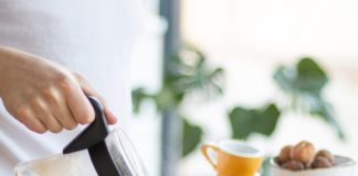 Przygotowywanie kawy w domu – od kawy tradycyjnej po nowe receptury kawa w domu