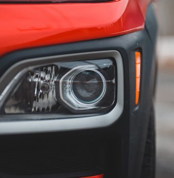 Dbanie o reflektory twojego auta reflektor samochodu