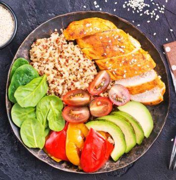 Zła dieta przyczyną problemów z potencją! Jak ją poprawić? zdrowa dieta talerz z jedzeniem