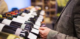 Czym wyróżniają się najlepsze sklepy z winem? sklep z winem
