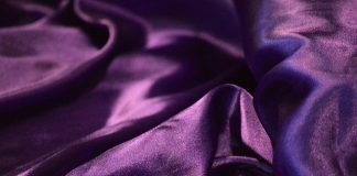 Jaką pościel najlepiej wybrać, aby była ładna i elegancka – idealna na prezent? elegancka pościel satynowa