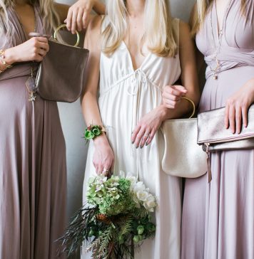 Jaka torebka do sukienki na wesele? 3 modne propozycji! stylizacje kobiety na wesele