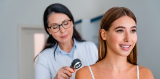 Kiedy pieprzyk może okazać się niebezpieczny? badanie pieprzyków ciała