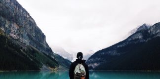 Twoja wakacyjna apteczka na rany i oparzenia facet góry