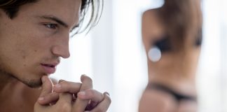 Jak leczyć zaburzenia erekcji? para miłość seks