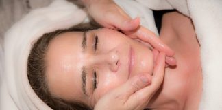 Witamina C w pielęgnacji skóry – odkryj źródło młodości aromaterapia