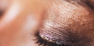 4 korzyści z używania bazy pod cienie baza pod cienie