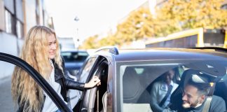 Wspólne przejazdy samochodem, czyli tanie sposoby na podróżowanie car sharing