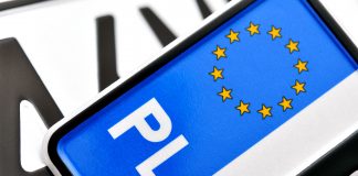 Tablice rejestracyjne do samochodu – gdzie są wydawane i ile trzeba na nie czekać? polskie tablice rejestracyjne