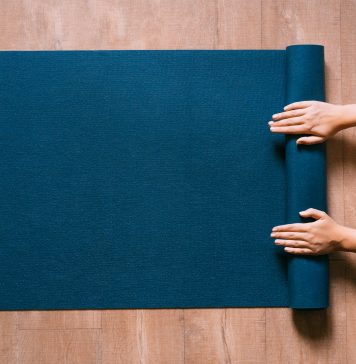 Mata do jogi – po którą warto sięgnąć? mata do jogi