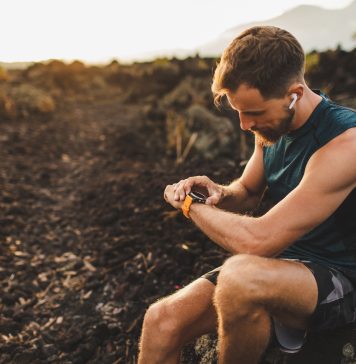 Huawei Grudzień 2021 trening smart band słuchawki