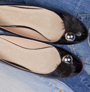 Czarne baleriny z motywami zwierzęcymi – najmodniejsze propozycje czarne balerinki