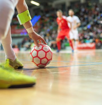 Jak wybrać buty halowe męskie? buty halówki