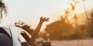 Jakie działania należy podjąć zaraz po zakupie samochodu? zakup samochodu