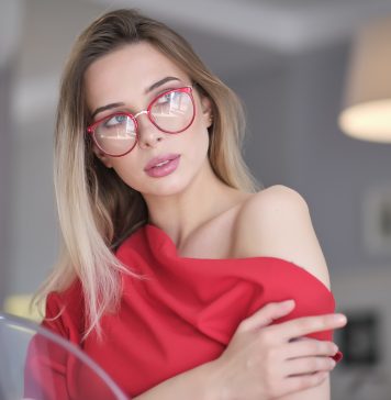 Okulary — doskonały gadżet stylizacyjny okulary gadżet