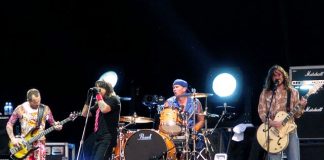Kolejna płyta Red Hot Chili Peppers już w październiku 2022 roku Red Hot Chili Peppers podczas koncertu Pinkpop w Landgraaf 5 czerwca 2006. Od lewej: Flea, Anthony Kiedis, Chad Smith i John Frusciante