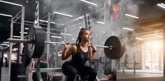 Trening siłowy czy cardio – co szybciej pozwoli Ci schudnąć? trening siłowy na odchudzanie