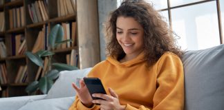 Aplikacje na smartfona, które usprawnią naukę w Twoich ulubionych dziedzinach – gdziekolwiek się znajdziesz! aplikacje do nauki na smartfonie