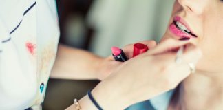 Subtelny i elegancki makijaż na święta – zobacz, czym go wykonać! subtelny makijaż na święta