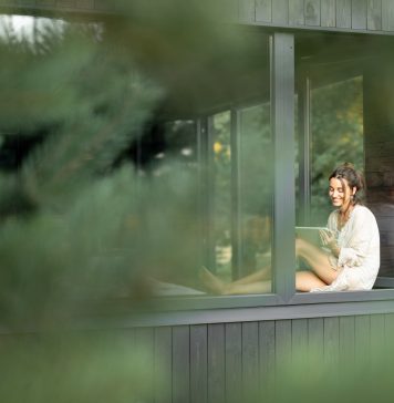 Dlaczego warto wybrać dom na obrzeżach miasta? dom pod miastem