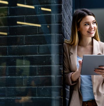 Narzędzia pracy konsultantki Avon – jak pomagają w osiąganiu sukcesu? konsultantka Avon