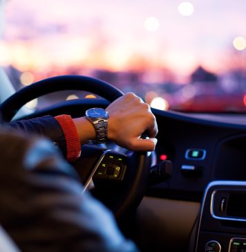 Bezpieczeństwo na drodze – nowe technologie a zachowania kierowców bezpieczne kierowanie