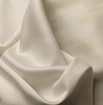 Sekrety efektywnego łączenia materiałów: wybór i zastosowanie kleju łączenie materiałów